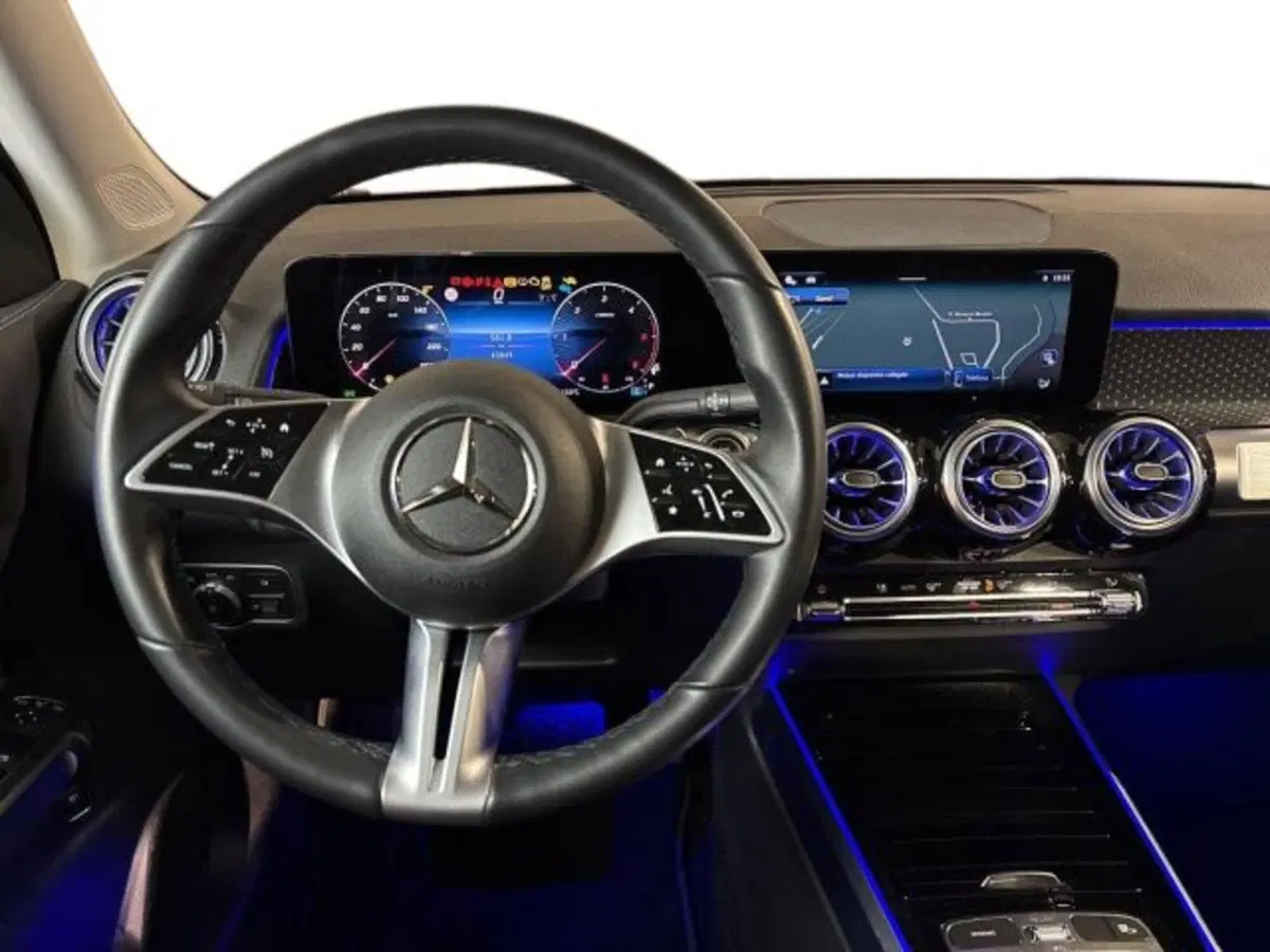 Mercedes-Benz GLB usata a Bologna (11)