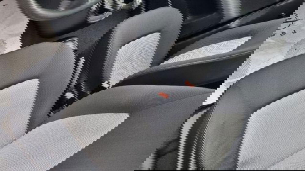 Hyundai i10 usata a Savona (11)