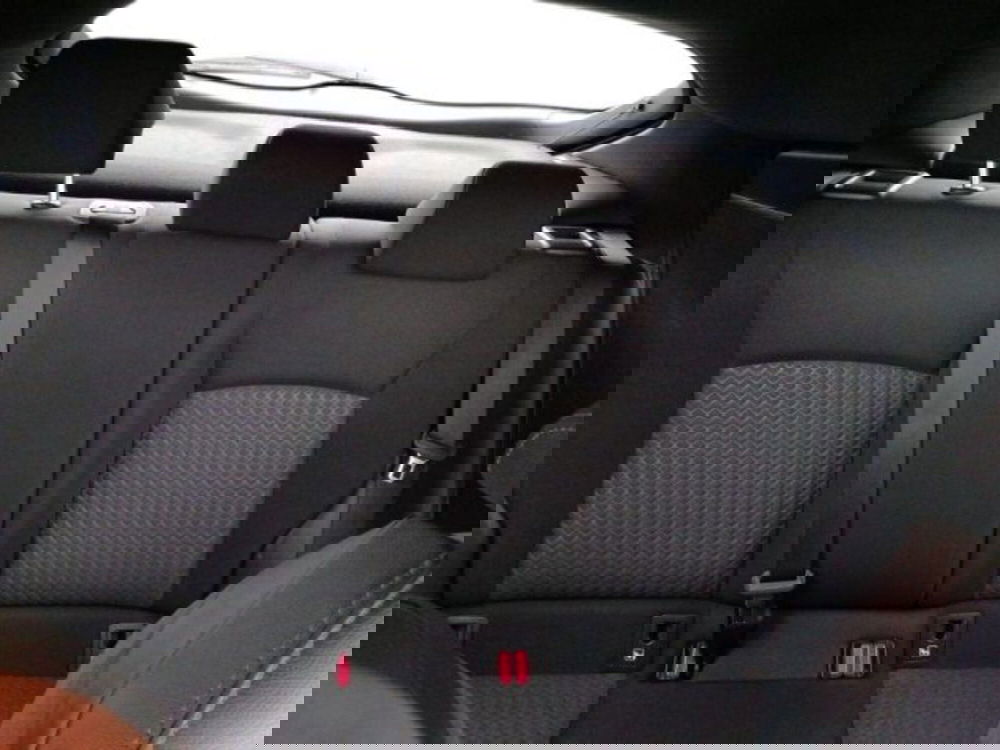 Toyota Toyota C-HR usata a Roma (11)