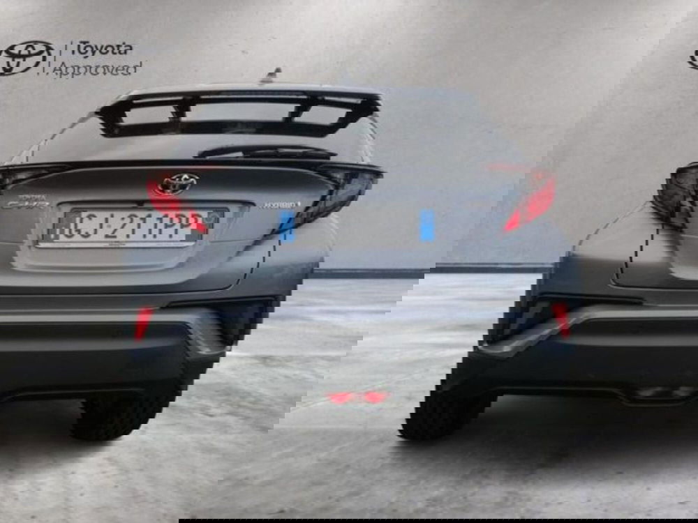 Toyota Toyota C-HR usata a Roma (12)