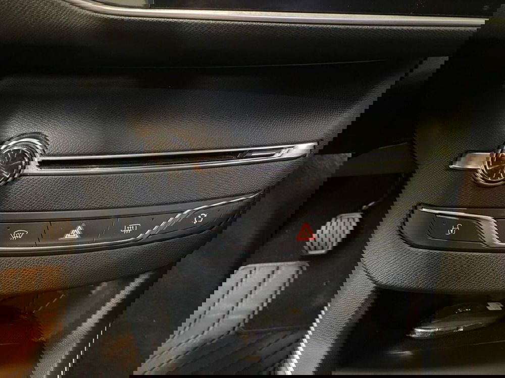 Peugeot 308 SW usata a Torino (10)