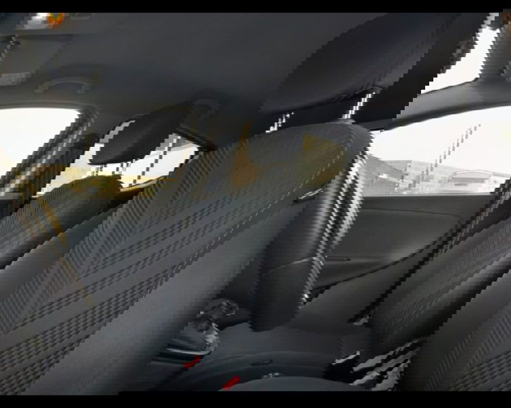 Lancia Ypsilon usata a Bologna (10)