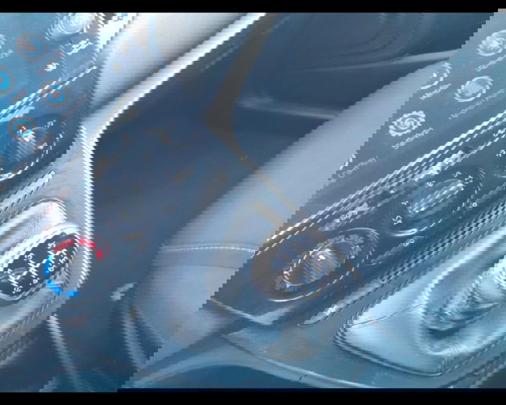 Lancia Ypsilon usata a Bologna (15)