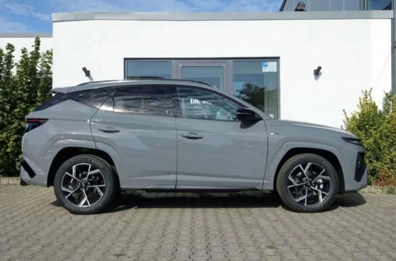 Hyundai Tucson nuova a Bologna (2)