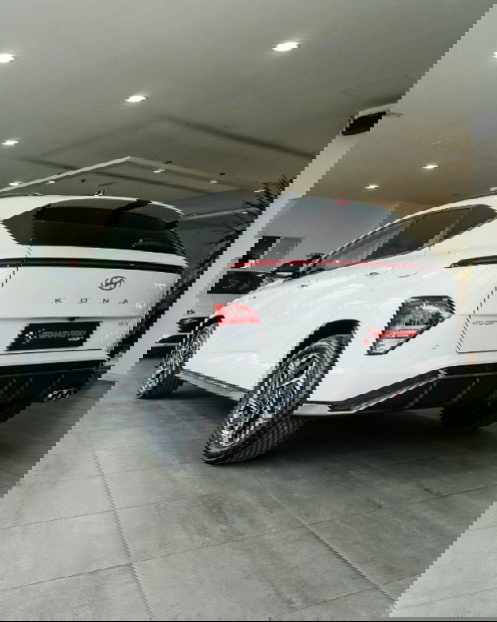 Hyundai Kona nuova a Bologna (2)