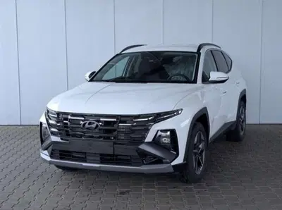 Hyundai Tucson 1.6 t-gdi 48V Xtech 2wd mt nuova a Castenaso