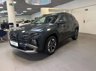 Hyundai Tucson 1.6 t-gdi 48V Business 2wd dct nuova a Castenaso