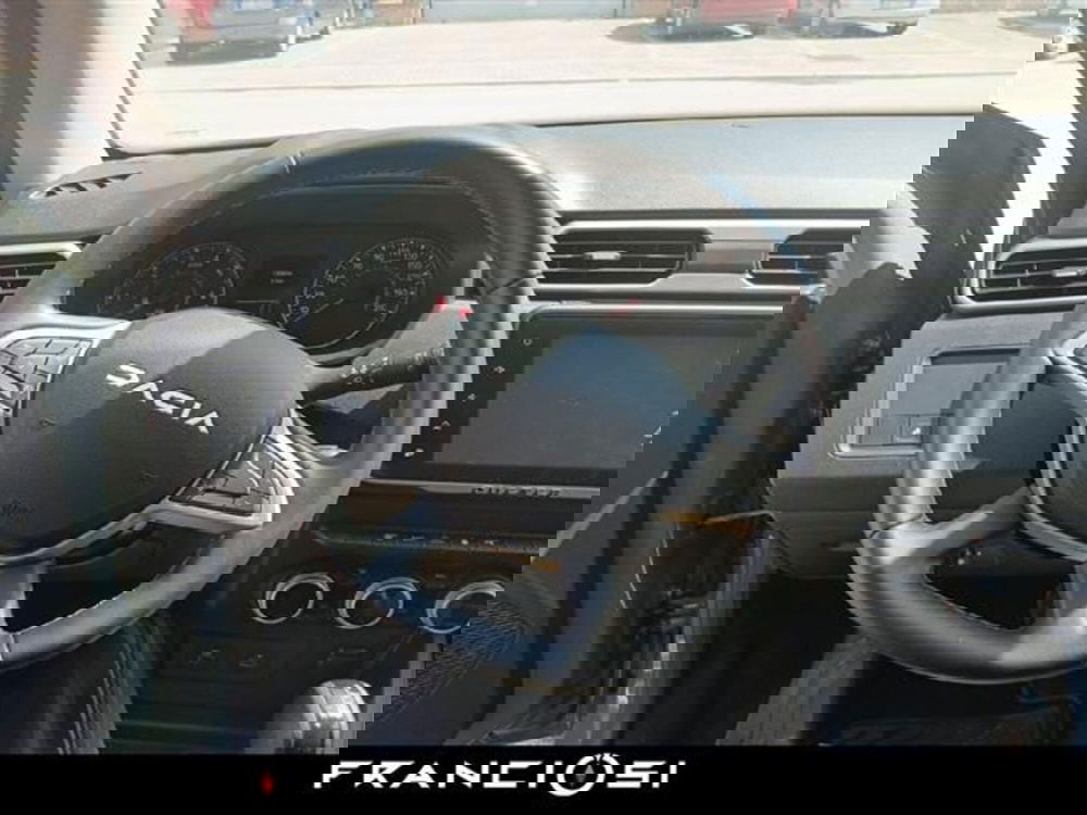 Dacia Duster usata a Modena (13)