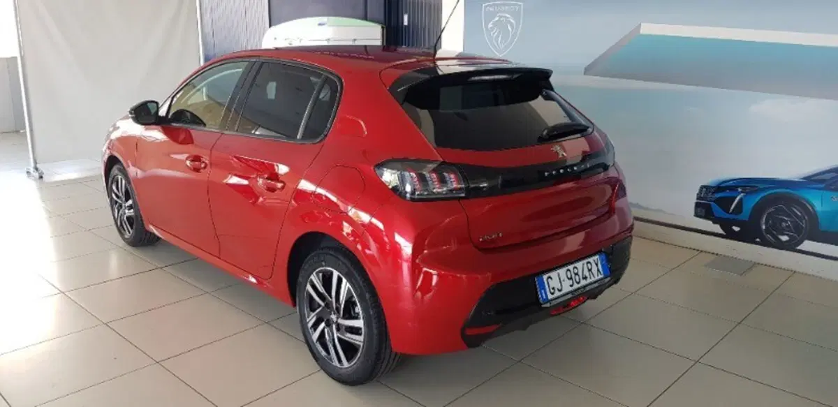 Peugeot 208 usata a Pordenone (4)