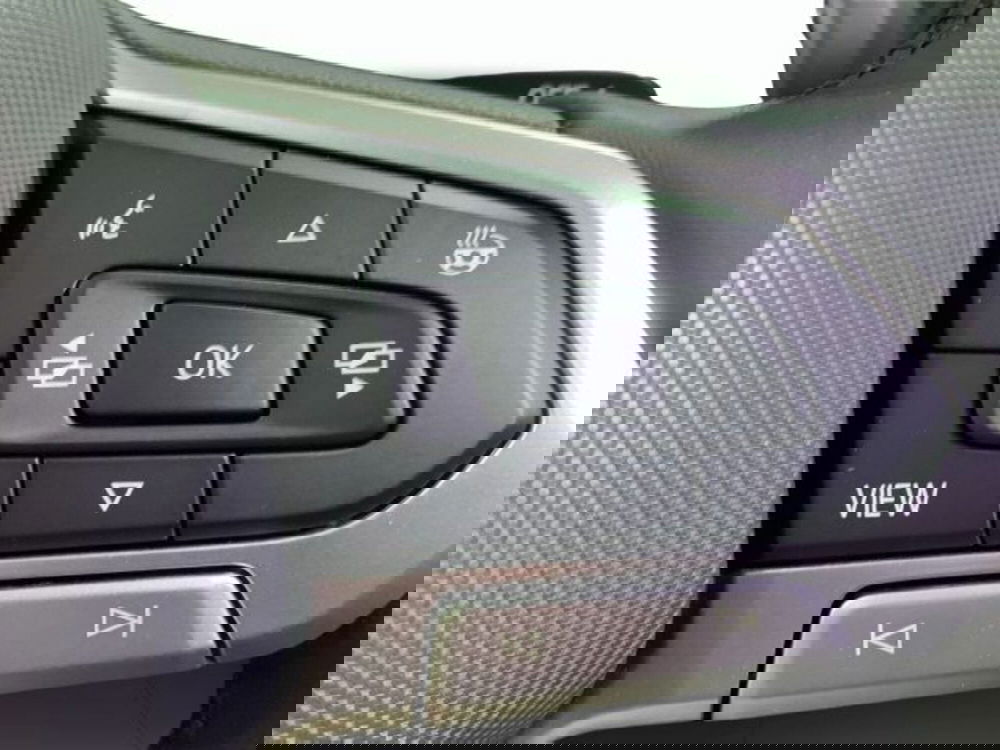 Volkswagen T-Roc nuova a Vicenza (11)