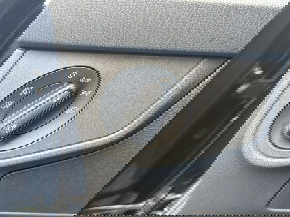 Volkswagen Taigo nuova a Vicenza (14)