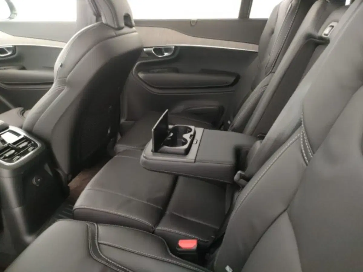 Volvo XC90 nuova a Modena (10)