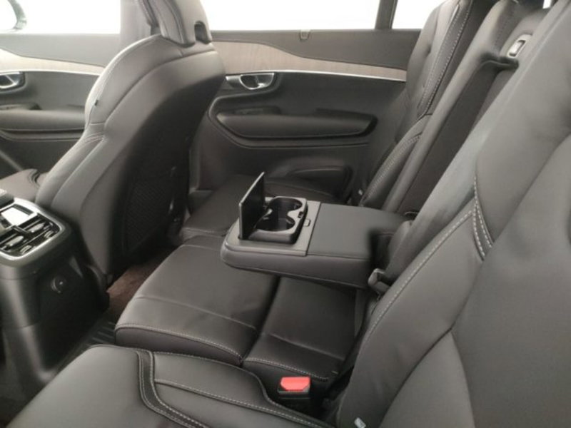 Volvo XC90 nuova a Modena (10)