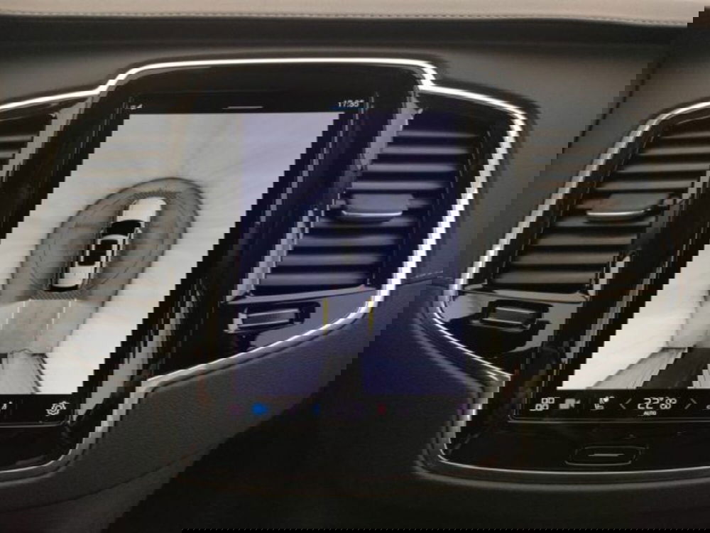 Volvo XC90 nuova a Modena (15)