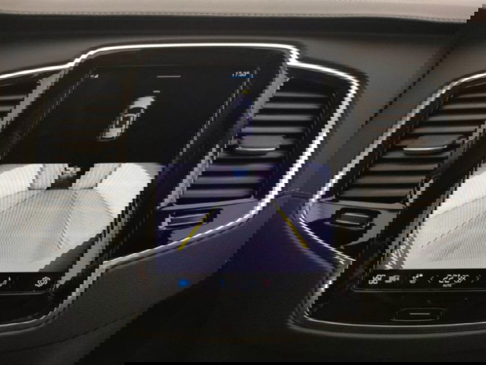 Volvo XC90 nuova a Modena (16)