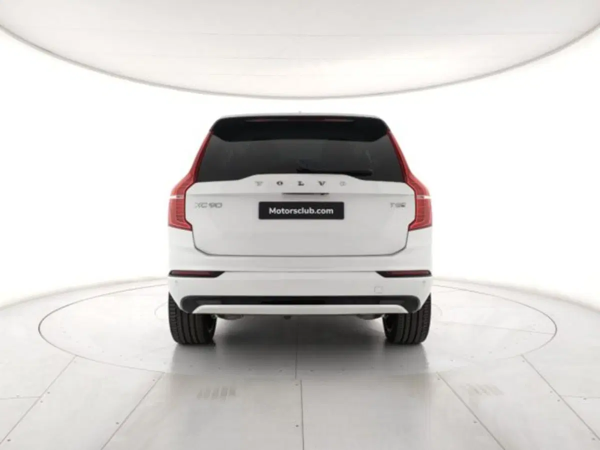 Volvo XC90 nuova a Modena (4)