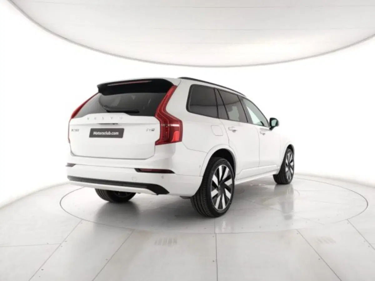 Volvo XC90 nuova a Modena (5)
