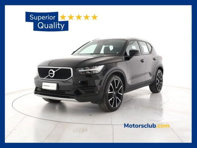Volvo XC40 T2 Geartronic Momentum del 2021 usata a Modena