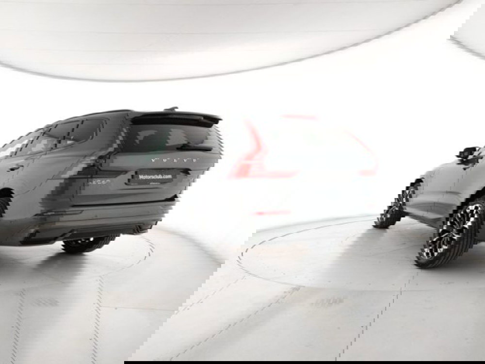 Volvo XC60 nuova a Modena (3)
