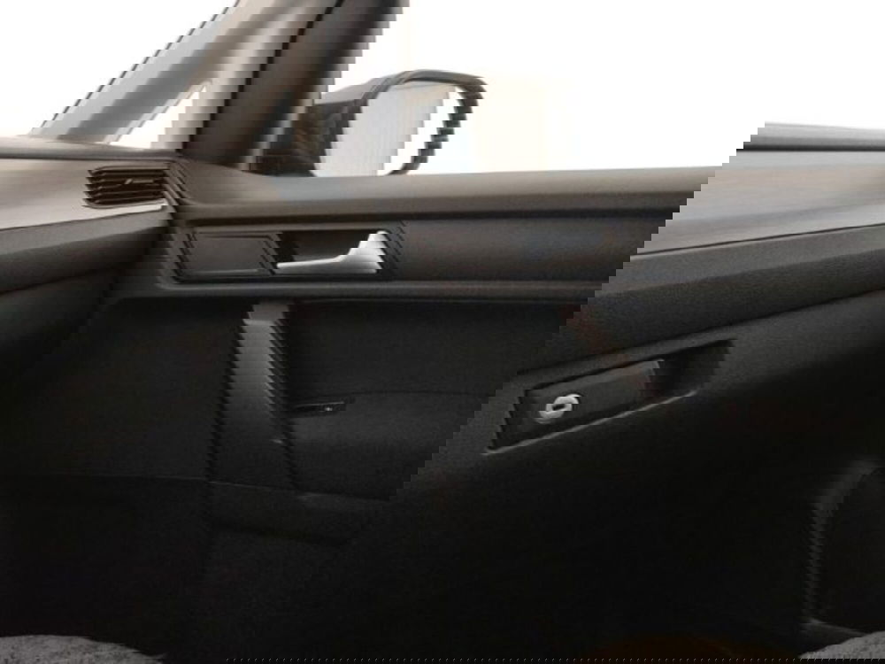 Volkswagen Caddy usata a Modena (17)