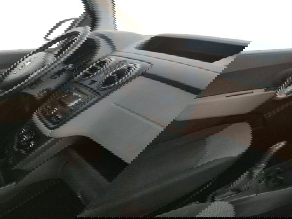 Dacia Dokker usata a Modena (11)