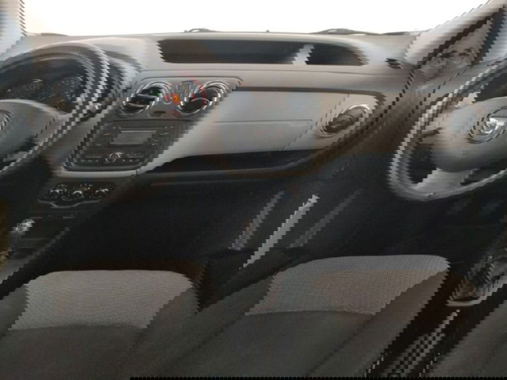 Dacia Dokker usata a Modena (12)