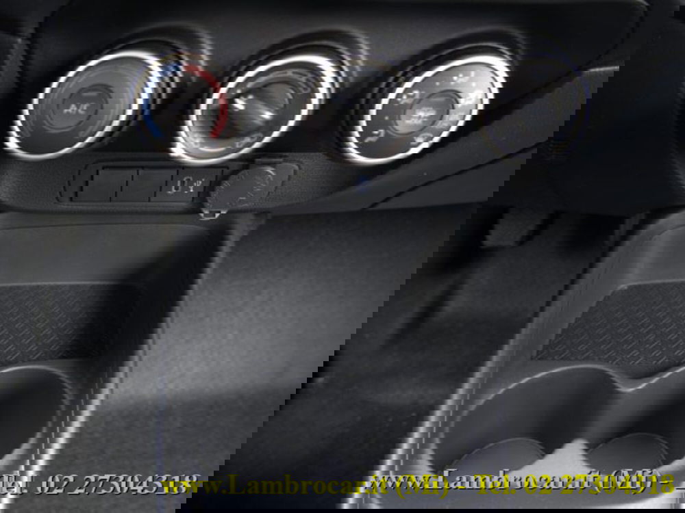 Toyota Aygo X nuova a Milano (10)