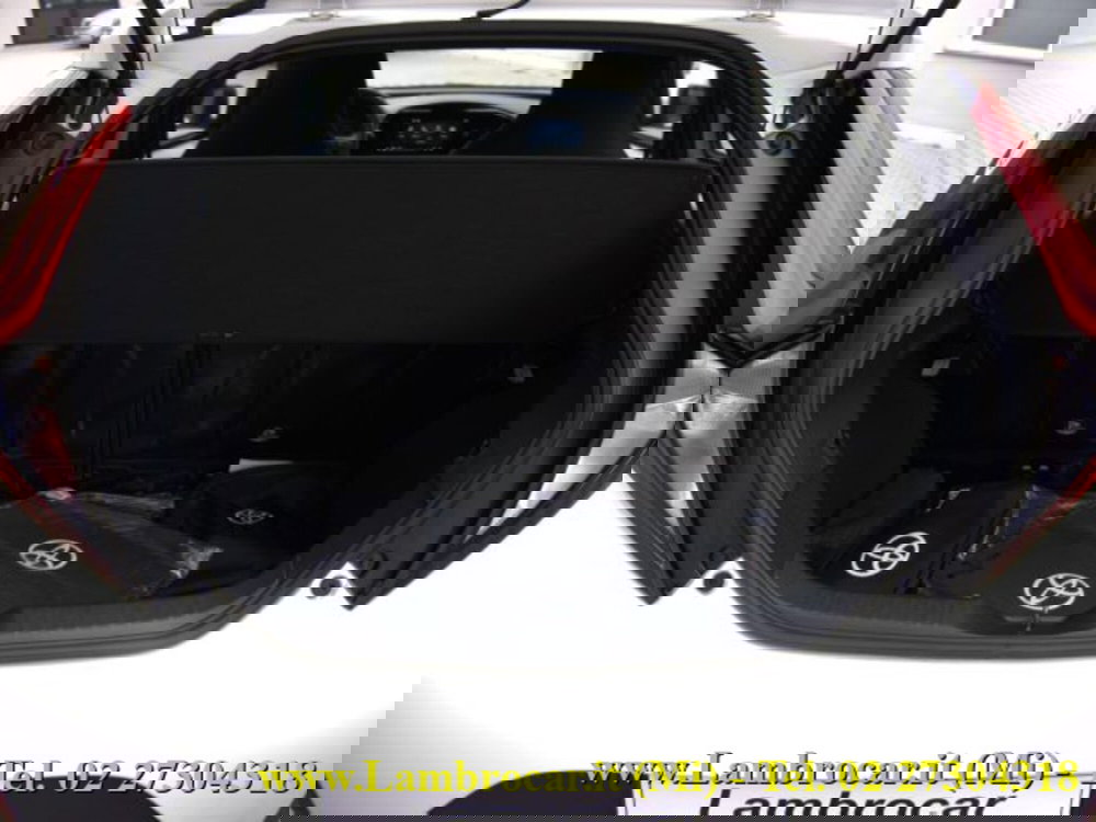 Toyota Aygo X nuova a Milano (13)