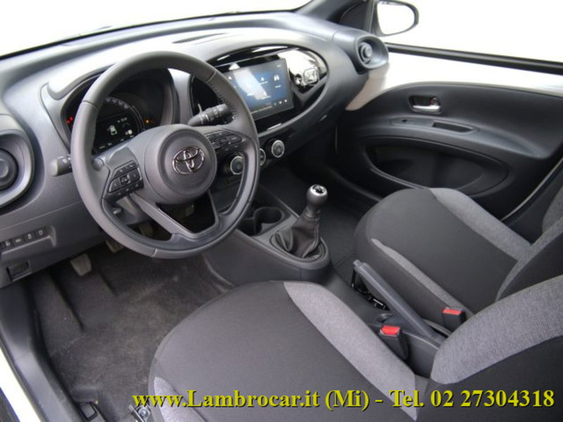 Toyota Aygo X nuova a Milano (3)