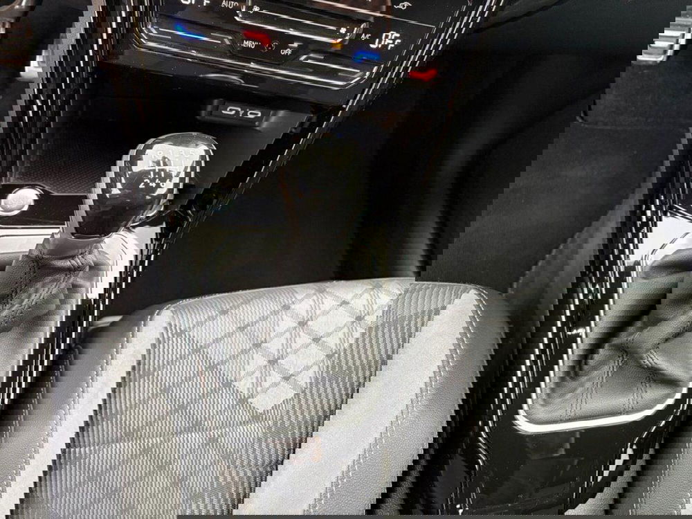 Volkswagen T-Roc usata a Ravenna (15)