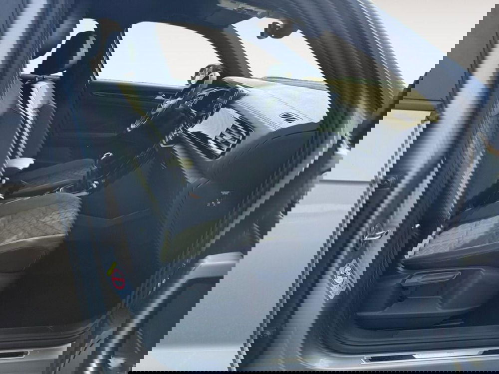 Volkswagen T-Roc usata a Ravenna (7)