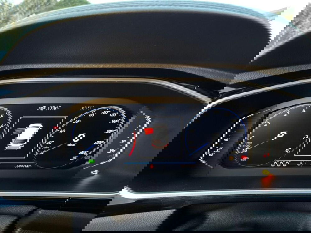 Volkswagen T-Roc usata a Ravenna (12)