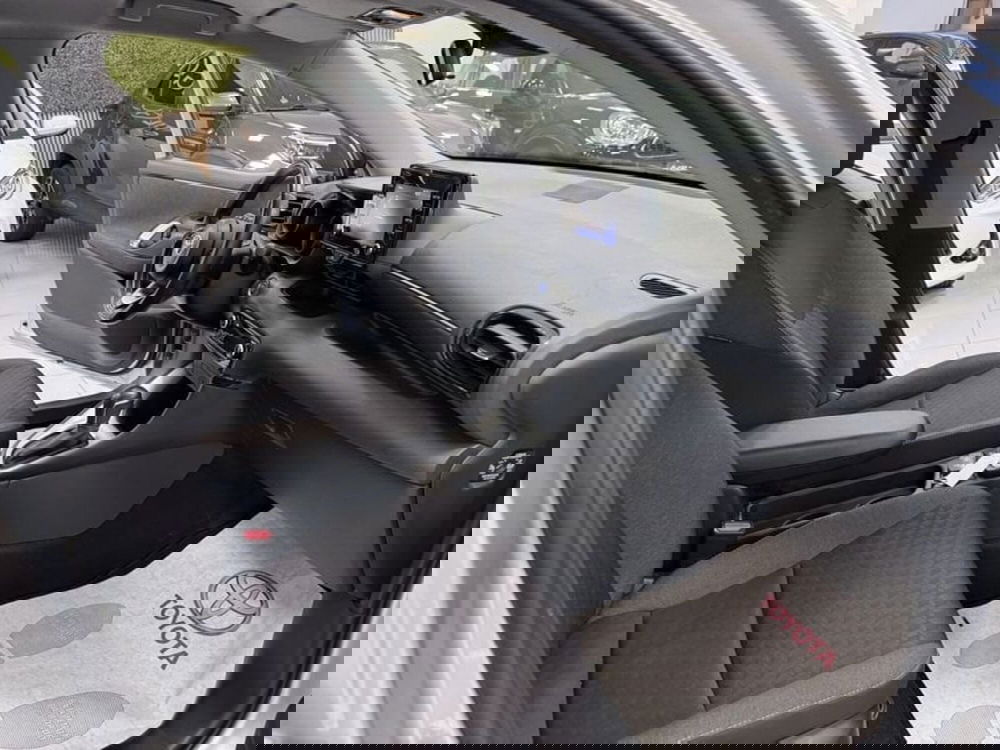 Toyota Yaris usata a Prato (8)