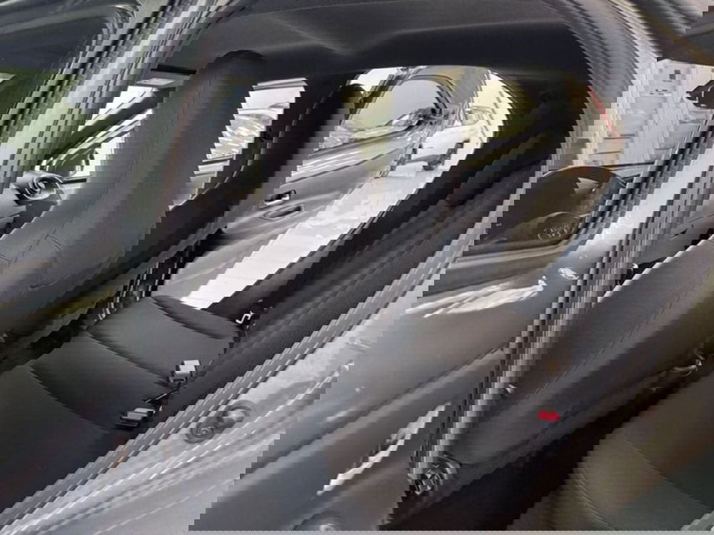 Toyota Aygo X usata a Prato (11)