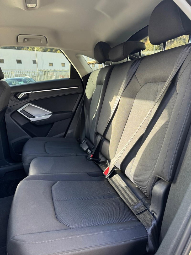 Audi Q3 Sportback usata a Cosenza (10)