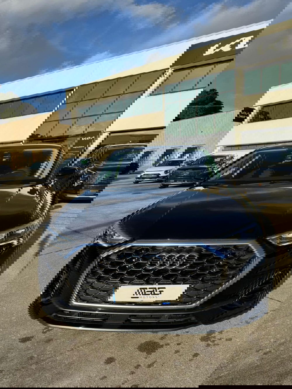 Audi Q3 Sportback usata a Cosenza (2)