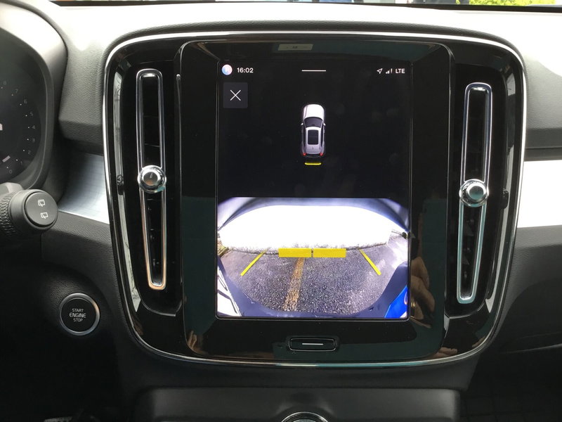 Volvo XC40 usata a Napoli (13)