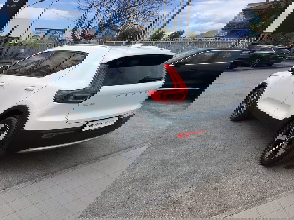 Volvo XC40 usata a Napoli (2)
