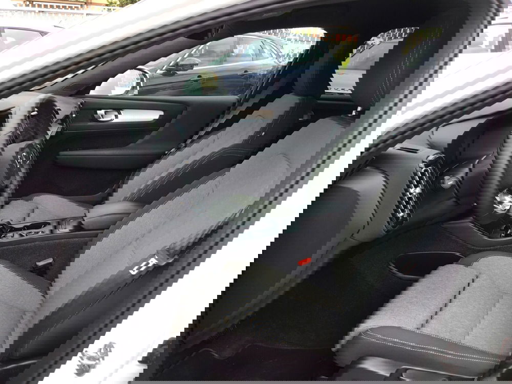 Volvo XC40 usata a Napoli (5)