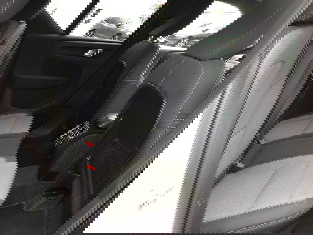 Volvo XC40 usata a Napoli (7)