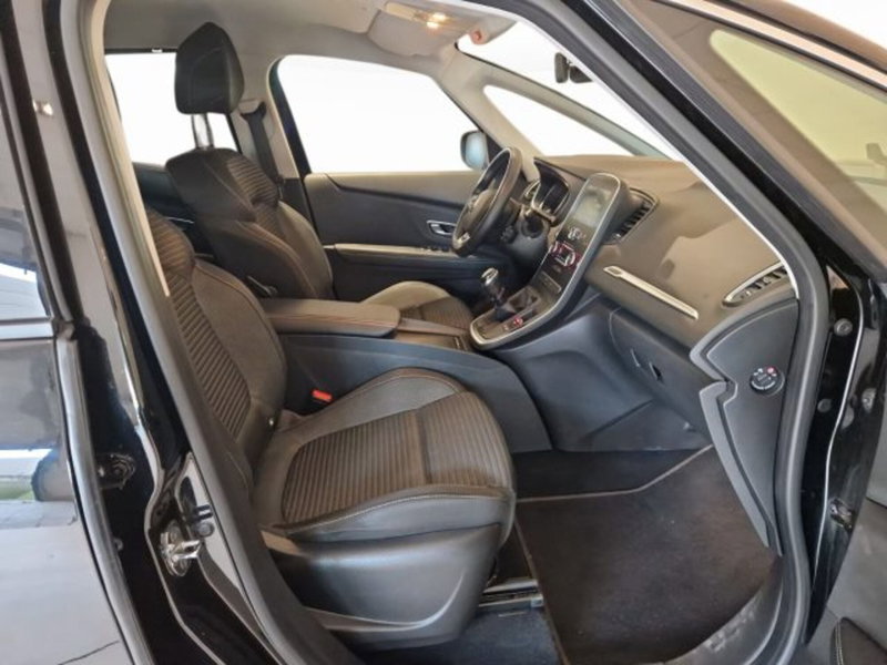 Renault Scenic E-Tech Electric usata a Modena (11)