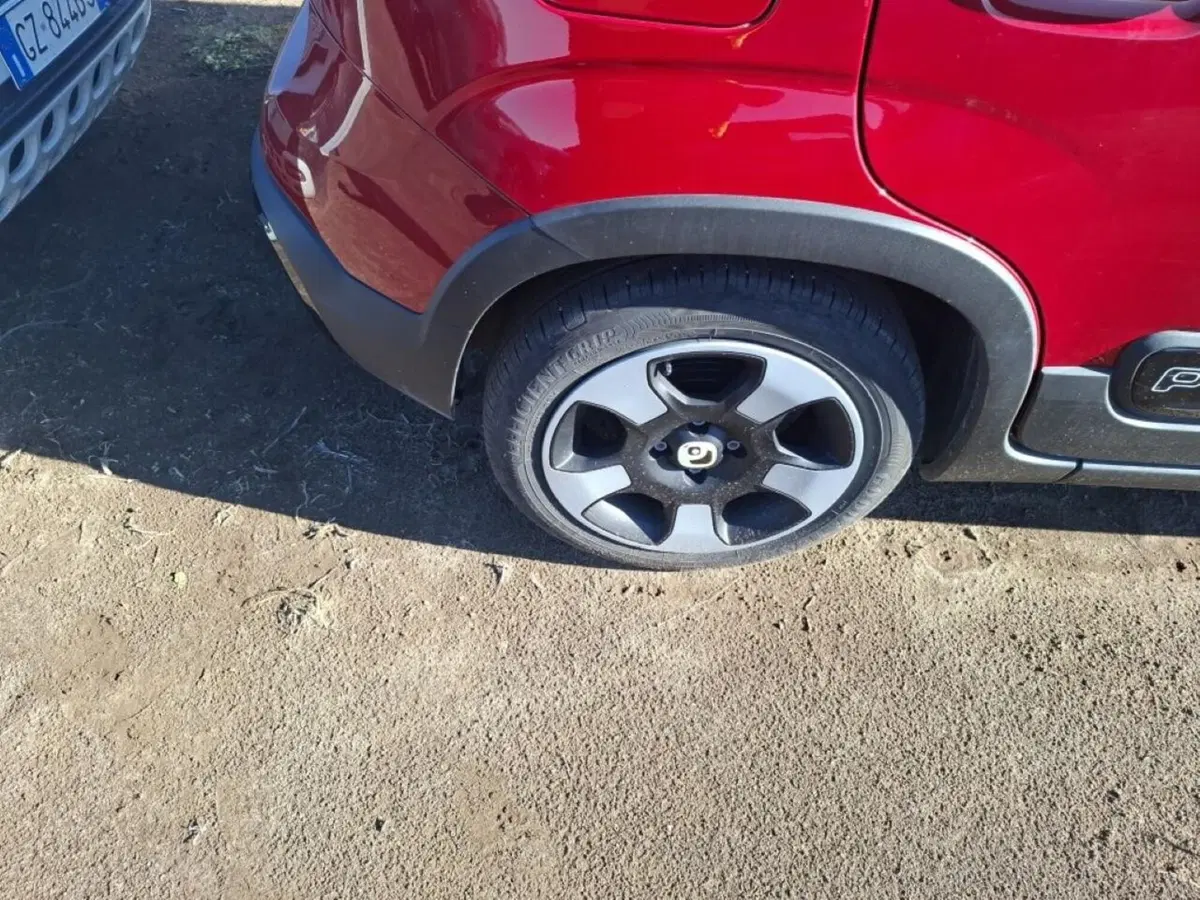 Fiat Panda Cross usata a Perugia (13)