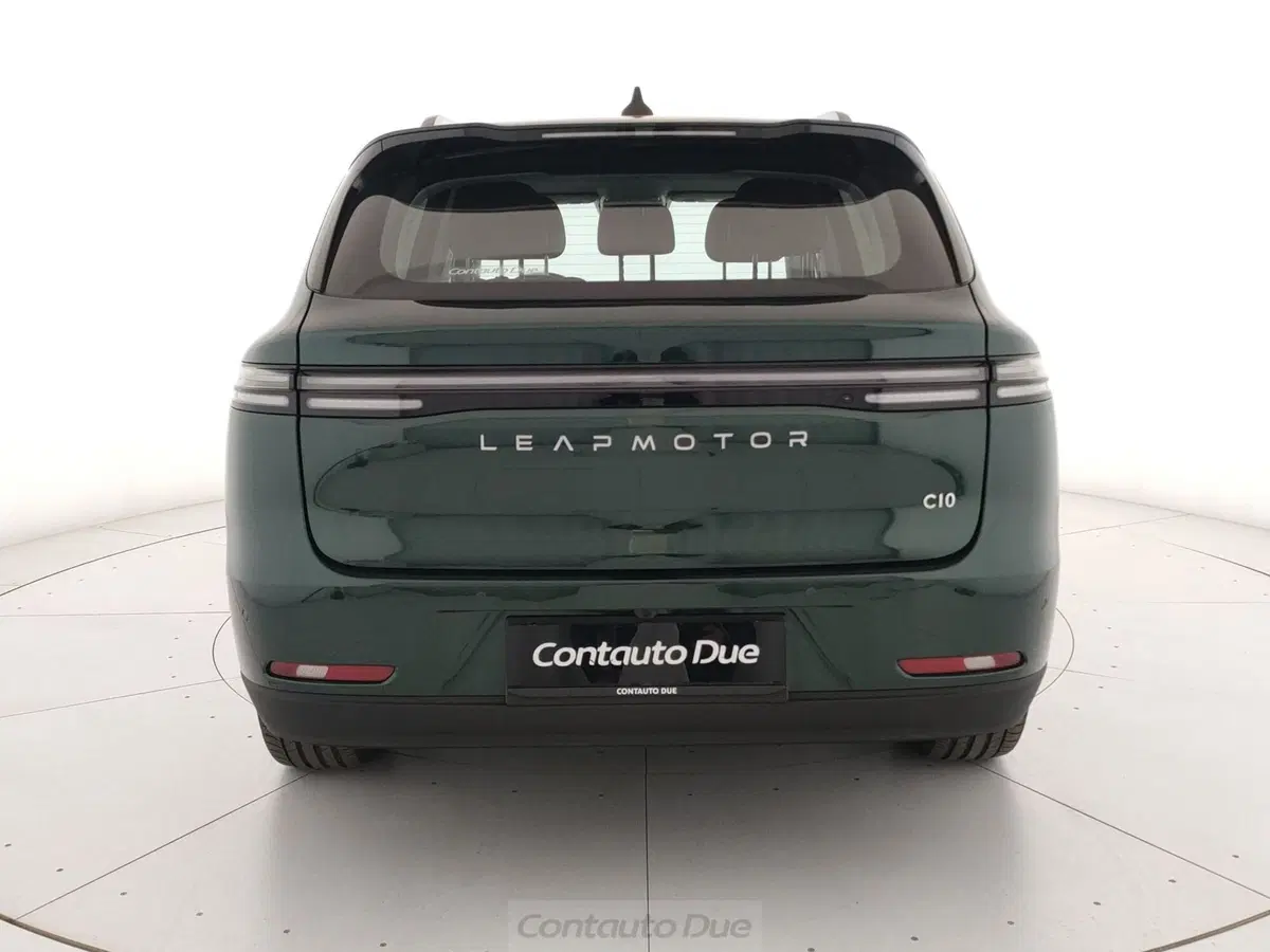 Leapmotor C10 nuova a Caserta (6)
