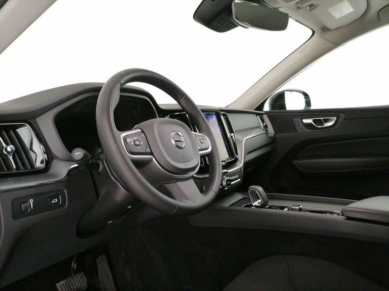 Volvo XC60 usata a Roma (11)