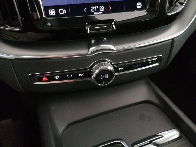 Volvo XC60 usata a Roma (14)