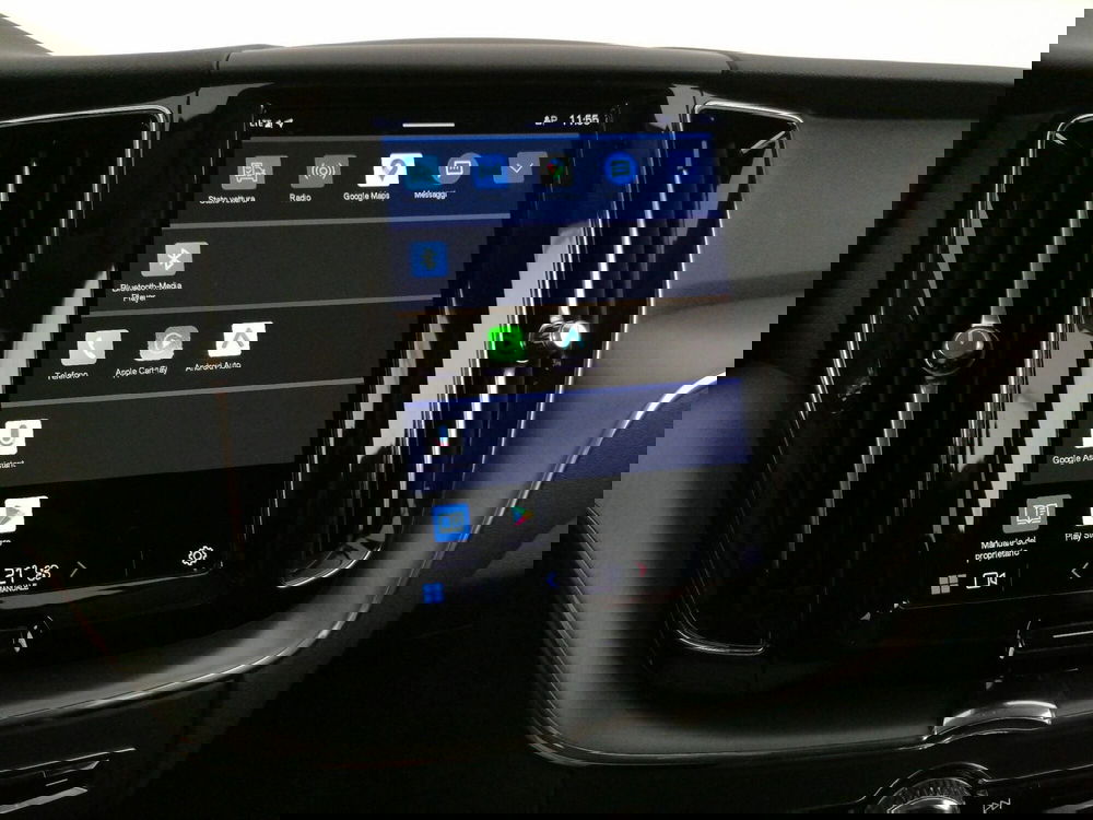 Volvo XC60 usata a Roma (18)