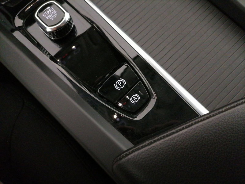 Volvo XC60 usata a Roma (20)