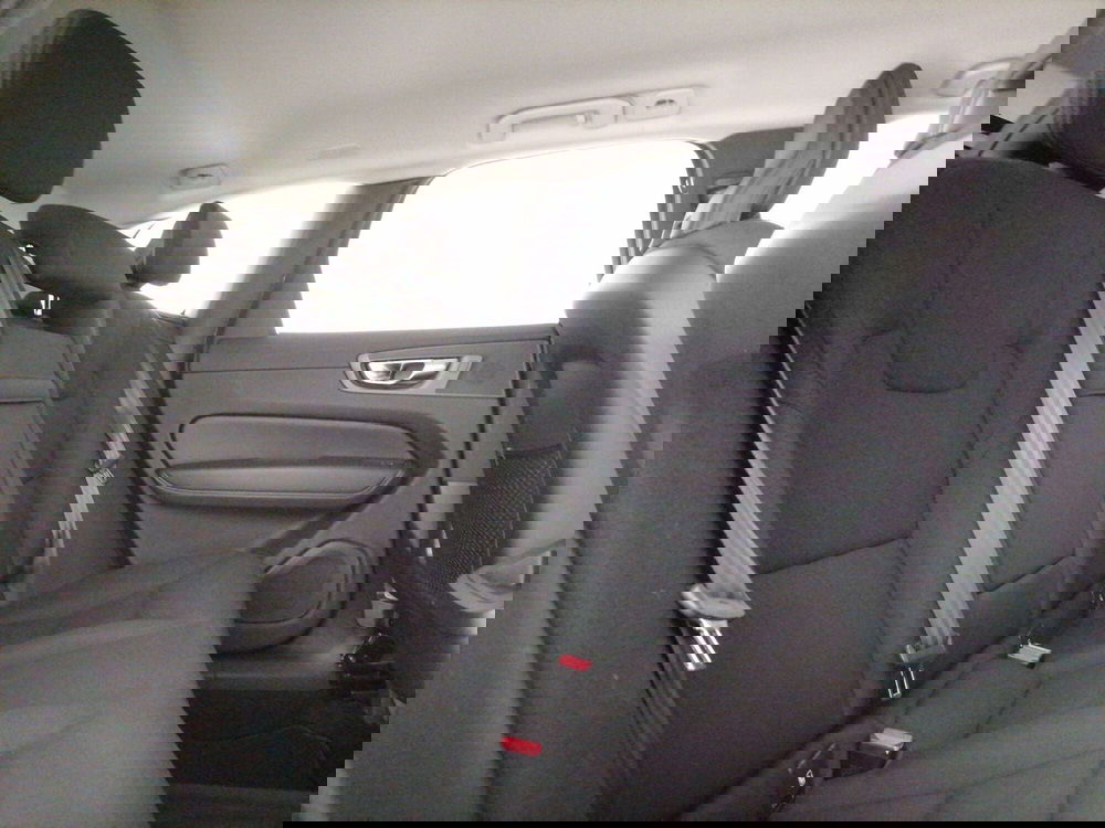 Volvo XC60 usata a Roma (8)