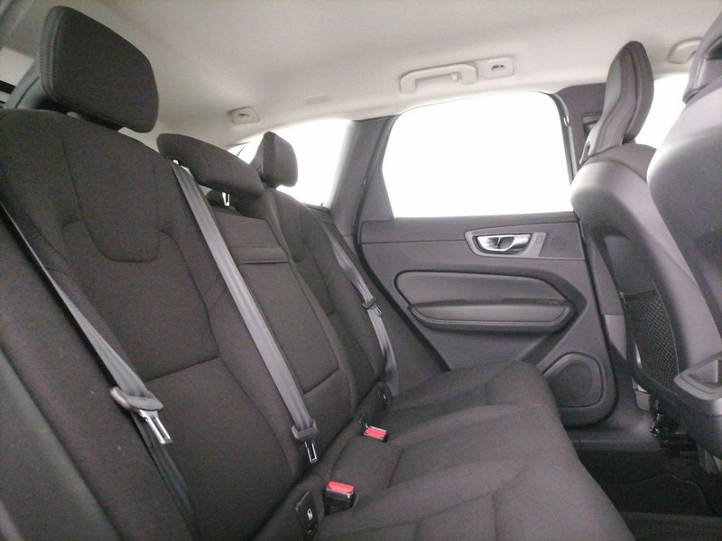 Volvo XC60 usata a Roma (8)