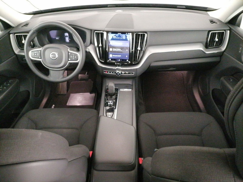 Volvo XC60 usata a Roma (9)
